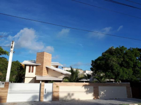 Guarajuba - casa em condomínio corais a 200 metros da praia